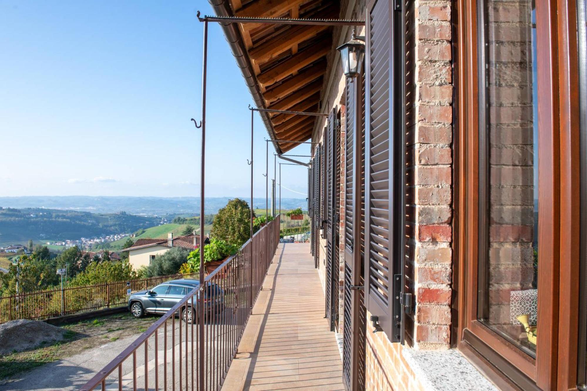 אלבה Casa Rubbo - Appartamento In Collina 'Monviso' מראה חיצוני תמונה